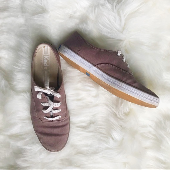 Keds! - Picture 3 of 3